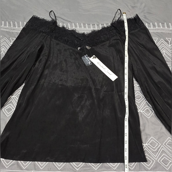 Mustard Seed Silky Blouse With Lace Details Size Small - Picture 5 of 7